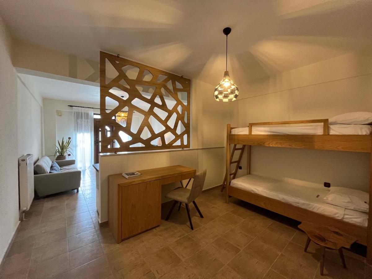Captain'S Apartments Пефкохорі Екстер'єр фото